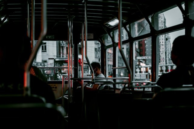 drown_-in_city-16ylc7JmaaA-unsplash